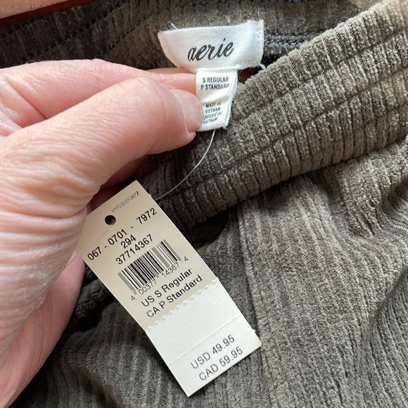 NWT Aerie Groove On Velour Flare Pants in Olive Green - Picture 5 of 6